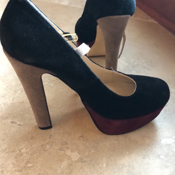 Steve Madden suede platform colorblock Mary Jane’s - Picture 4 of 5